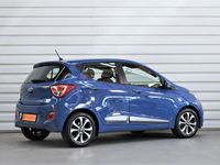 Gebraucht Hyundai i10 Edition+ 67 PS (49 kW) 2015 Blau Kleinwagen
