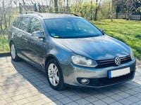 Gebraucht VW Golf VI Style 122 PS (89 kW) 2010 Grau Kleinwagen