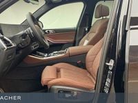Gebraucht BMW X5 M Sport 352 PS (258 kW) 2025 Saphirschwarz metallic SUV