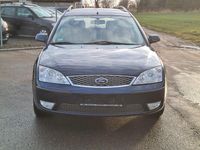 Gebraucht Ford Mondeo Ambiente 110 PS (80 kW) 2006 Blau Kombi