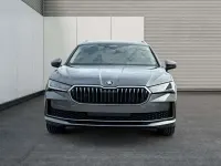 Neu Skoda Superb Selection 193 PS (141 kW) 2025 Graphitegrau metallic Kombi