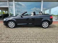 Gebraucht Audi A3 Cabriolet Attraction 105 PS (77 kW) 2011 Schwarz Cabrio