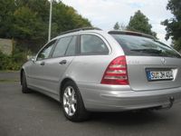 Gebraucht Mercedes C220 Classic 150 PS (110 kW) 2004 Silber metallic Kombi