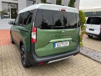 Neu Ford Tourneo Courier Active 125 PS (91 kW) 2025 Busting green Van / Kleinbus