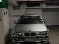 Gebraucht BMW 320 150 PS (110 kW) 2000 Silber Limousine