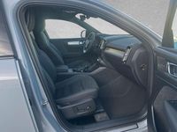 Neu Volvo XC40 Plus 163 PS (119 kW) 2025 Vapour grey SUV