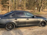 Gebraucht BMW 523 177 PS (130 kW) 2004 Schwarz Limousine