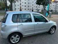 Gebraucht Mazda 2 80 PS (58 kW) 2006 Silber Kleinwagen