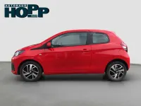 Gebraucht Peugeot 108 Active 82 PS (60 kW) 2016 Scarlet rot Kleinwagen