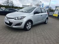 Gebraucht Hyundai i20 Edition 86 PS (63 kW) 2014 Silber Kleinwagen