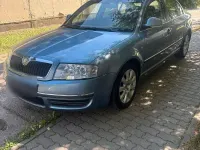 Gebraucht Skoda Superb 150 PS (110 kW) 2007 Grau Limousine