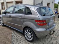 Gebraucht Mercedes B150 95 PS (69 kW) 2006 Beige Van / Kleinbus