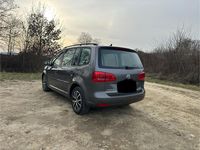Gebraucht VW Touran 100 PS (73 kW) 2014 Grau Van / Kleinbus