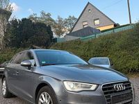Gebraucht Audi A3 Attraction 116 PS (85 kW) 2015 Grau Limousine