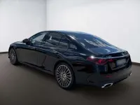 Gebraucht Mercedes E200 AMG 204 PS (150 kW) 2026 Schwarz uni Limousine