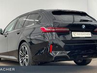 Neu BMW 540 Performance 303 PS (222 kW) 2026 Saphirschwarz metallic Kombi