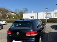 Gebraucht VW Golf VI Comfortline 105 PS (77 kW) 2010 Schwarz Kleinwagen