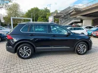 Gebraucht VW Tiguan Sound 150 PS (110 kW) 2017 Schwarz SUV
