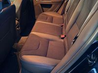Gebraucht Volvo V60 179 PS (131 kW) 2011 Schwarz Kombi