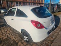 Gebraucht Opel Corsa Selection 69 PS (50 kW) 2014 Weiß Kleinwagen