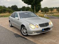 Gebraucht Mercedes E320 224 PS (164 kW) 2004 Silber Limousine