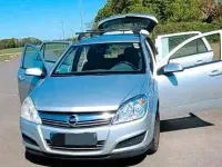 Gebraucht Opel Astra Edition 110 PS (80 kW) 2009 Silber Kombi