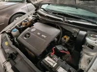 Second-hand VW Golf IV 105 CP (77 kW) 2001 Argintiu Break