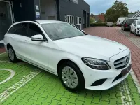 Gebraucht Mercedes C180 Business 122 PS (89 kW) 2019 Weiß Kombi