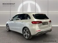 Gebraucht Mercedes B200 Progressive 163 PS (119 kW) 2024 Silber Kleinwagen