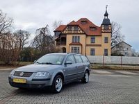 Usata VW Passat 131 CV (96 kW) 2001 Grigio Station wagon