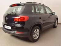 Gebraucht VW Tiguan Trendline 110 PS (80 kW) 2015 Schwarz metallic SUV