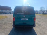 Gebraucht VW Transporter 102 PS (75 kW) 2015 Grün Van