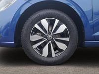 Gebraucht VW Polo Move 95 PS (69 kW) 2024 Reef blue Kleinwagen