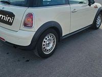 Gebraucht Mini Cooper 95 PS (69 kW) 2009 Weiß Kleinwagen