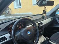 Gebraucht BMW 318 143 PS (105 kW) 2008 Grau Limousine