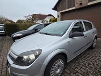 Gebraucht Opel Astra 90 PS (66 kW) 2004 Silber Limousine
