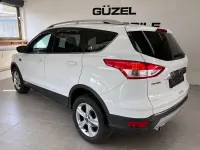 Gebraucht Ford Kuga SYNC Edition 150 PS (110 kW) 2015 Weiß SUV