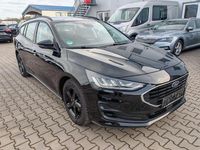 Gebraucht Ford Focus Cool & Connect 120 PS (88 kW) 2022 Schwarz Limousine