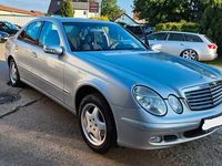 Gebraucht Mercedes E200 Classic 163 PS (119 kW) 2005 Silber Limousine