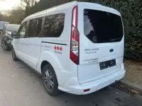Gebraucht Ford Tourneo 120 PS (88 kW) 2022 Weiß Kombi