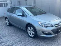 Gebraucht Opel Astra Sport 110 PS (80 kW) 2013 Grau Kombi