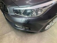 Gebraucht Kia Ceed Sportswagon Spirit 135 PS (99 kW) 2012 Grau Kombi