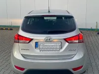 Gebraucht Hyundai ix20 125 PS (91 kW) 2017 Silber Kleinwagen