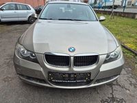 Gebraucht BMW 318 143 PS (105 kW) 2007 Gold Kombi