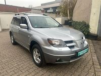 Gebraucht Mitsubishi Outlander Intense 160 PS (117 kW) 2004 Silber SUV