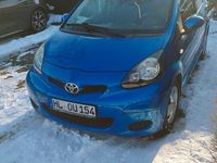 Gebraucht Toyota Aygo 68 PS (50 kW) 2009 Blau Kleinwagen