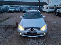 Gebraucht Mercedes C250 204 PS (150 kW) 2010 Silber Kombi