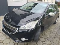 gebraucht Peugeot 208 Sondermodell Style , 1.2 VTi,