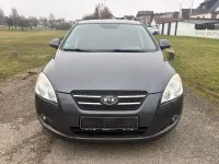 Gebraucht Kia Ceed 116 PS (85 kW) 2008 Grau Kleinwagen