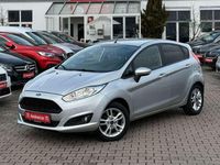 Gebraucht Ford Fiesta Celebration 101 PS (74 kW) 2016 Silber Kleinwagen